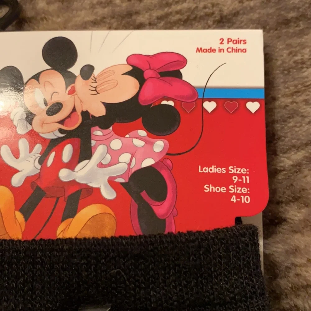 Disney Mickey Minnie Mouse Couple‎ Crew Socks Hot Topic